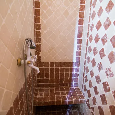 Detached With Private Pool Near Nimes, Cleaning Included Montfrin
