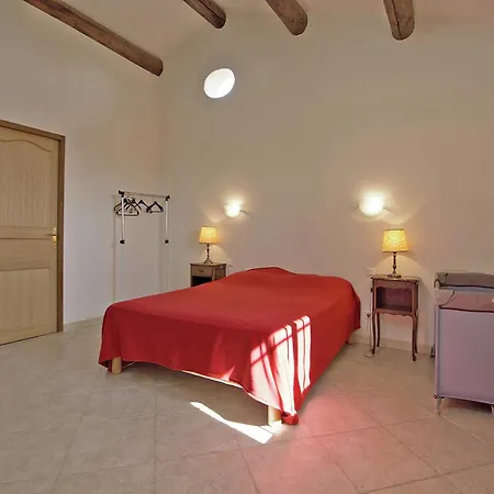 Detached With Private Pool Near Nimes, Cleaning Included Montfrin